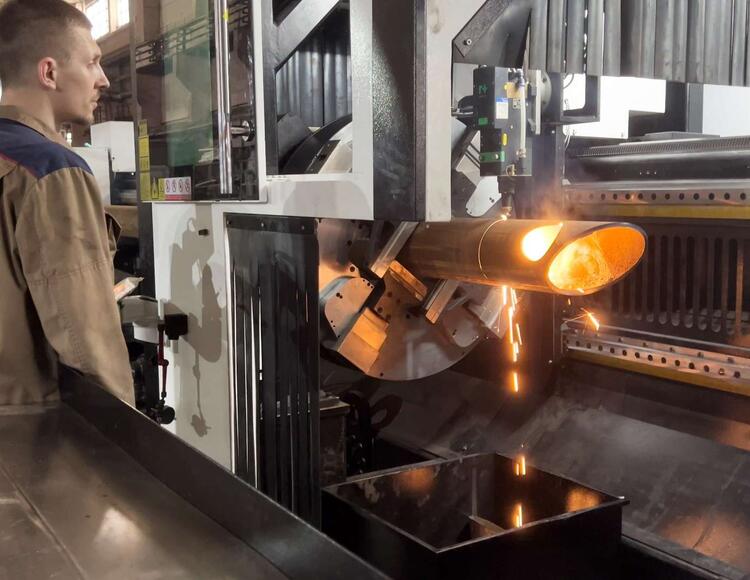 Лазерная резка труб