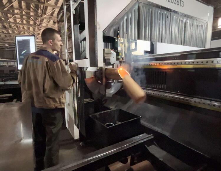 Лазерная резка труб