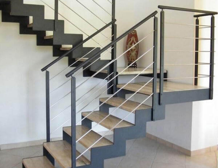Лестницы из металла для интерьеров