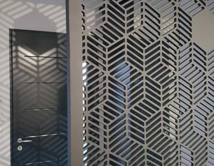 Металлические декоративные перегородки